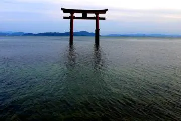 Kuil Shirahige