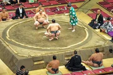 Clash of the Titans, Tokyo-style