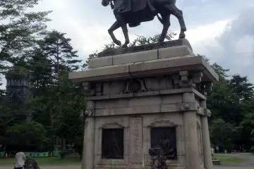 Statue of Date Masamune on Aobayama (Photo: Justin Velgus / JT)