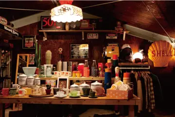 Here is one of the displays featuring the type of retro American items being sold at Grow Up Company. (Photo: <a href="http://growupcompany.net/select" target="_blank" rel="noreferrer noopener nofollow">Grow Up Company</a>)