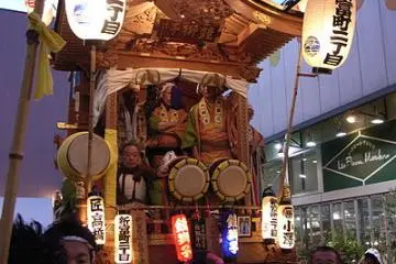 Festival float (Photo: <a href="https://commons.wikimedia.org/wiki/File:Kawagoe_Festival_float.jpg" target="_blank" rel="noreferrer noopener nofollow">w00kie / CC BY 2.0</a>)