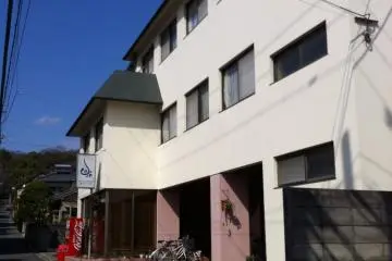 Gallery image