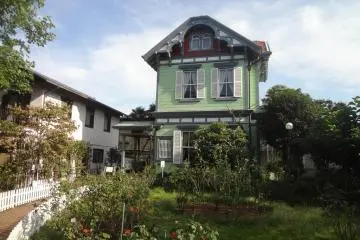 Gallery image