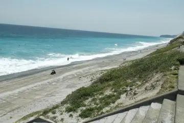 Surfing in Tokyo: Niijima Island