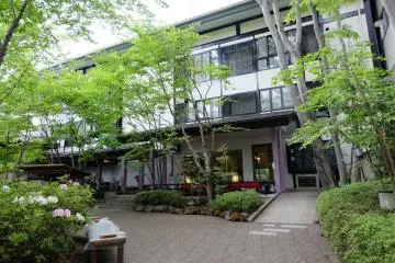 Gallery image