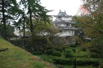 Exploring Tsu Castle