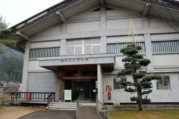 Gallery image