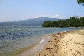 West coast of a place called Amanohashidate north of Kyoto (Photo: <a href="http://www.flickr.com/photos/osakajon/123063167/" target="_blank" rel="noreferrer noopener nofollow">Jonathan</a>)