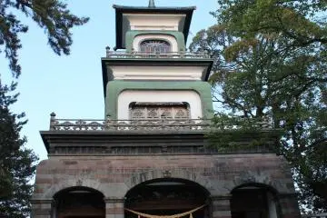 Gallery image
