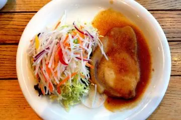 Orae Lakeside Restaurant