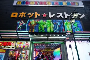 Robot Restaurant, Shinjuku