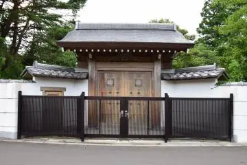 Gallery image