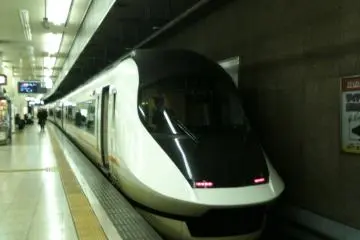 Riding the Kintetsu to Ise