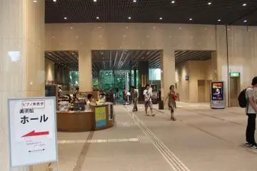 Gallery image