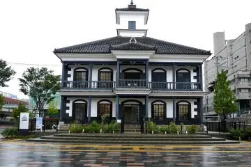 Gallery image