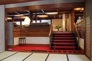 Gallery image