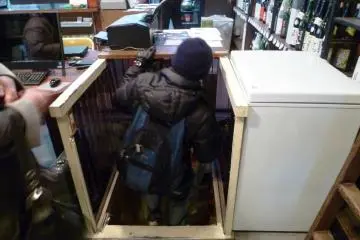 Hole with a ladder leading to the cellar