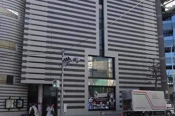 Gallery image