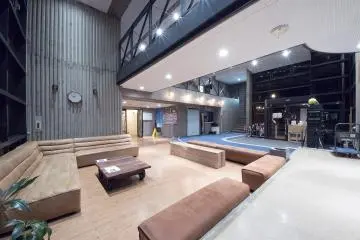 Oakhouse Comfort Higashikoganei