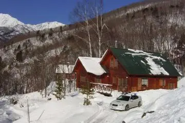 A base for winter sports (Photo: Green Valley Hakuba)