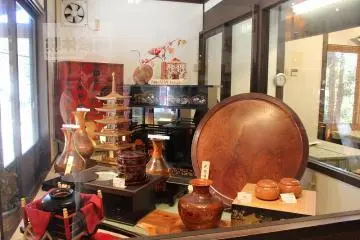 Gallery image