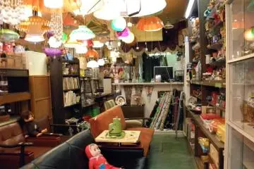 Vintage furniture shop (Photo: Sue Ann Kunath)