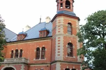 Gallery image