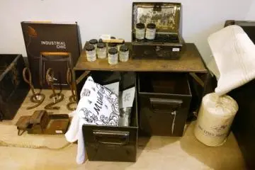 Gallery image