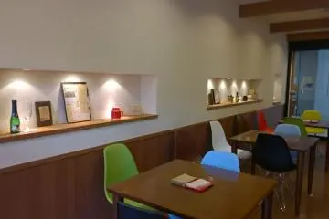 Gallery image