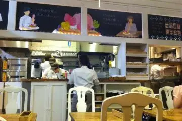 Desserts and Crepes at Silkream  [Fechado]