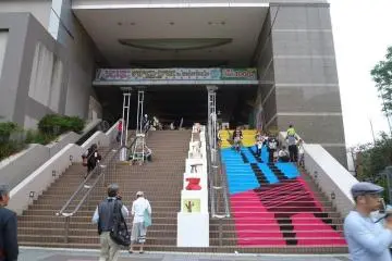 Spa World's Shinsekai entrance (Photo: Japan Tourist Osaka)
