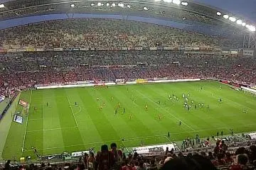 The magnificent Saitama 2002 Stadium pre-game VS Yokohama Marinos (Photo: Mark Buckton)