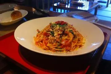 Delicious pasta, a la Marubun (Photo: Bret de Colebi)
