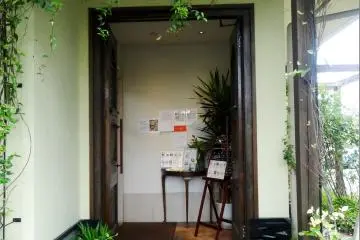 Gallery image
