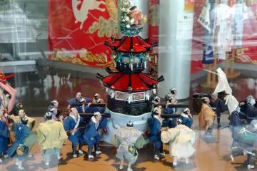Gallery image
