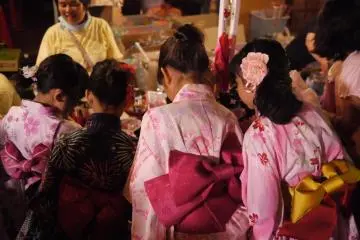 summer yukatas (Photo: <a href="http://www.gethiroshima.com" target="_blank" rel="noreferrer noopener nofollow">GetHiroshima</a>)