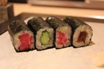 Various hoso-maki sushi rolls (Photo: <a href="https://en.japantravel.com/tokyo/lunch-at-sushi-iwa-in-ginza-tokyo/17412" target="_blank" rel="noreferrer noopener nofollow">Jessica A Paje</a>)