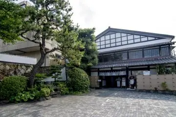 Gallery image