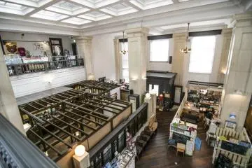 Gallery image