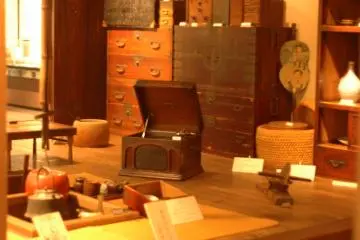 Gallery image