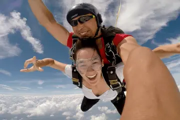 Skydiving in Japan