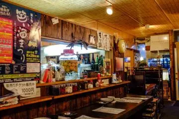 Marukyu Shoten, delicious eats not to be missed!&nbsp; (Photo: <a href="http://en.japantravel.com/photos/marukyu-shoten" target="_blank" rel="noreferrer noopener nofollow">Chris Barnes</a>)