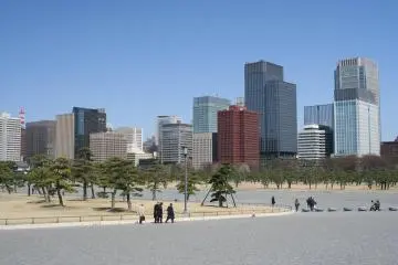 A Day in Marunouchi