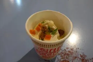 Ramen-flavoured Ice Cream 