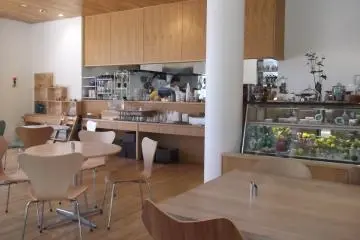 Gallery image