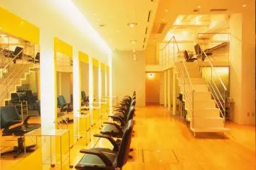 Watanabe Hair Dressing [Fechado]