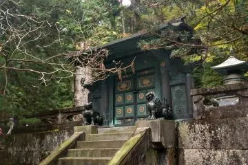 Gallery image