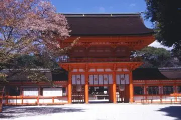 Heian Period Architecture in all its glory set in nature's sanctuary (Photo: Kyoto City Tourism)