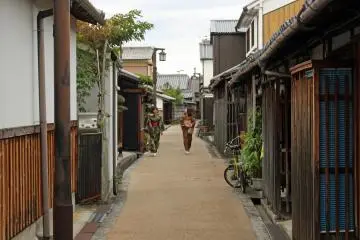 Imai-cho, the Nail that Sticks Up