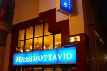 Pizza  at Massimottavio in Eifuku